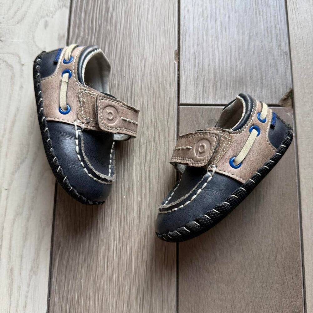 Stride rite toddler boat shoes